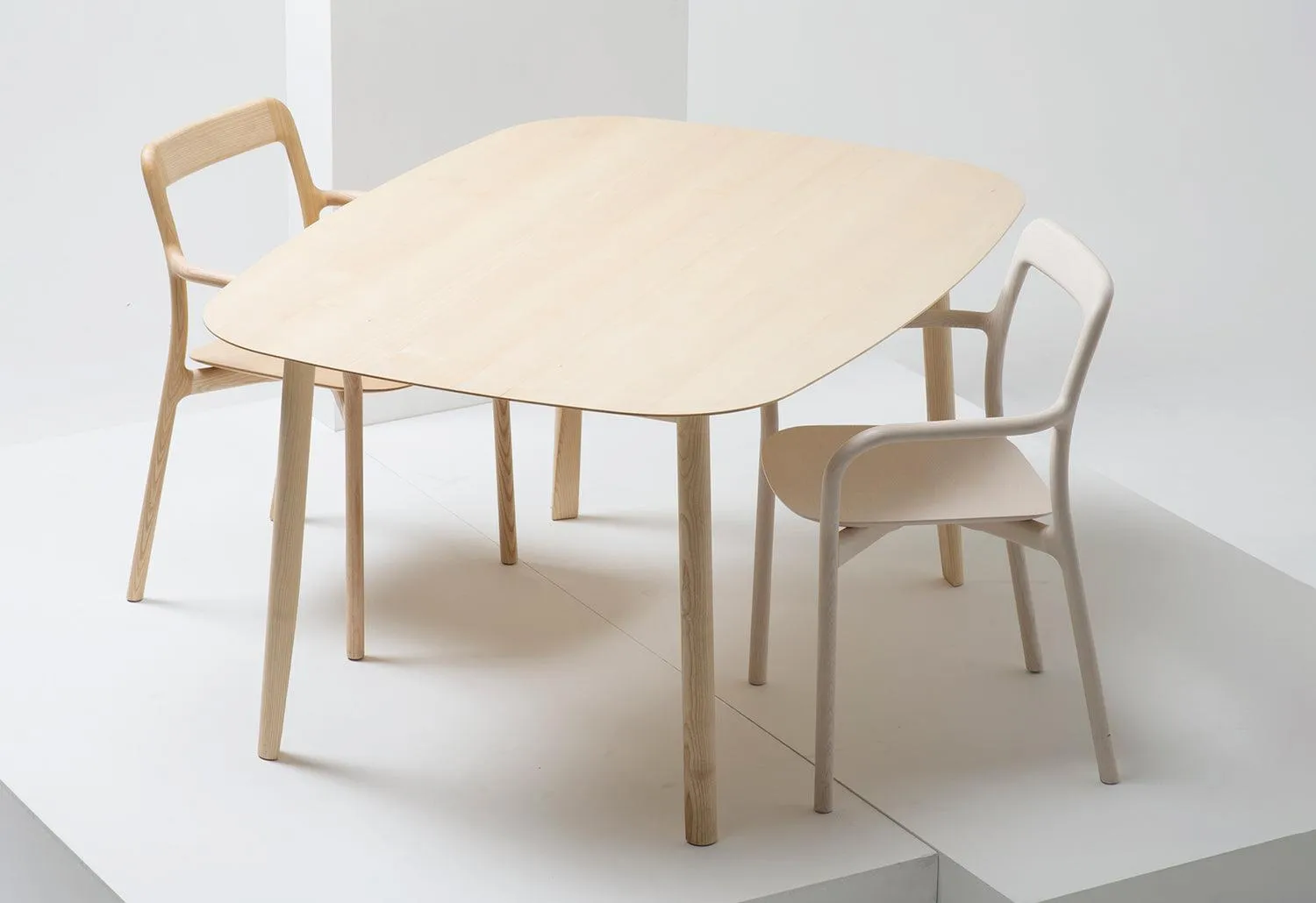 Branca Table