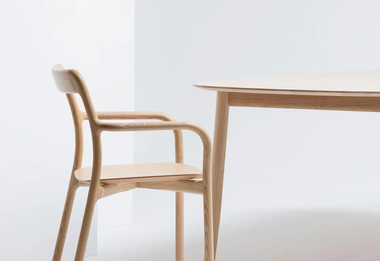Branca Table