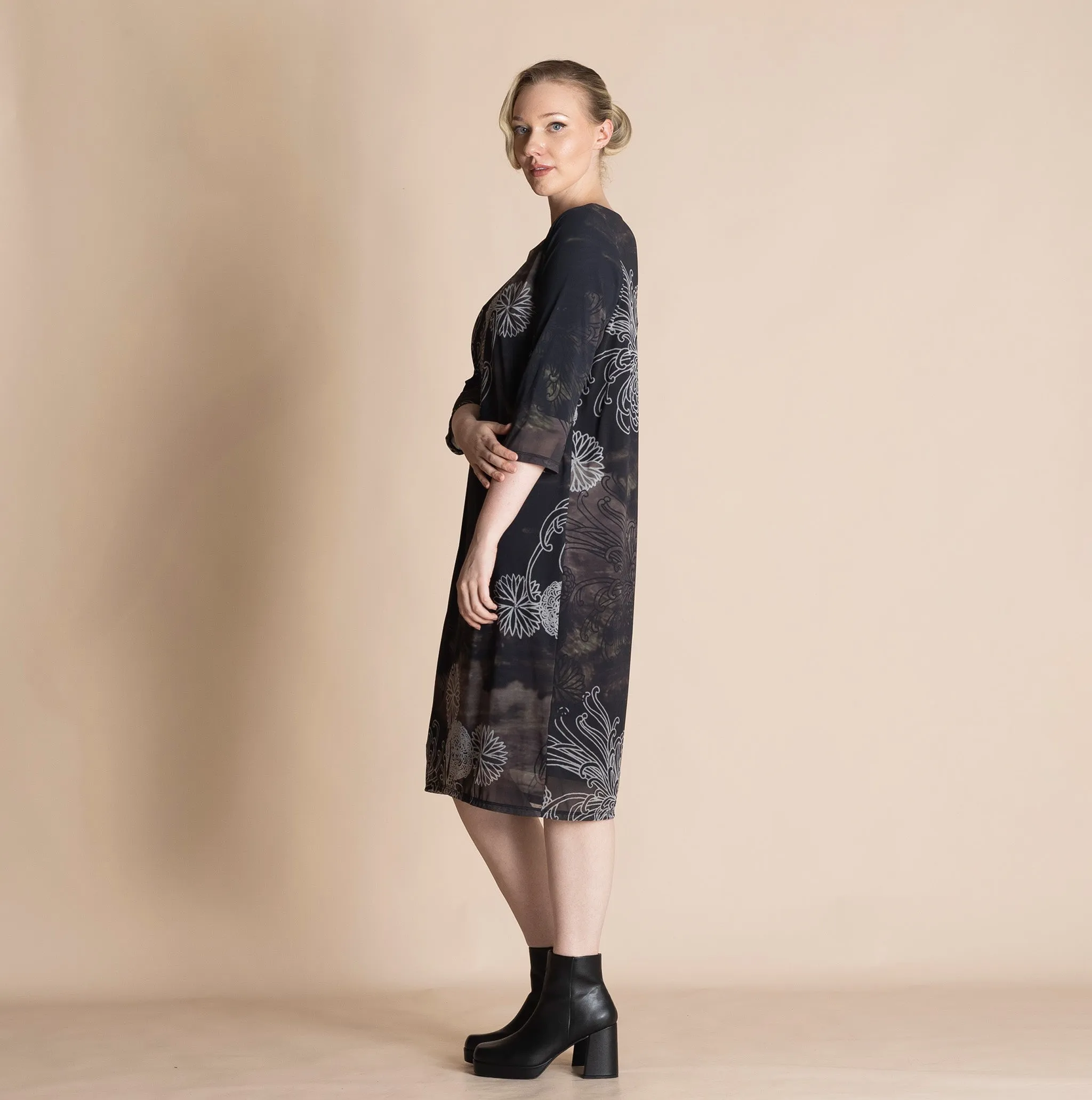 chrysanthemum kira dress