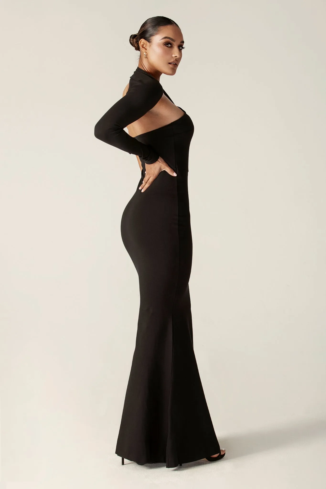 Lilux One Shoulder Modern Maxi Dress (Black)
