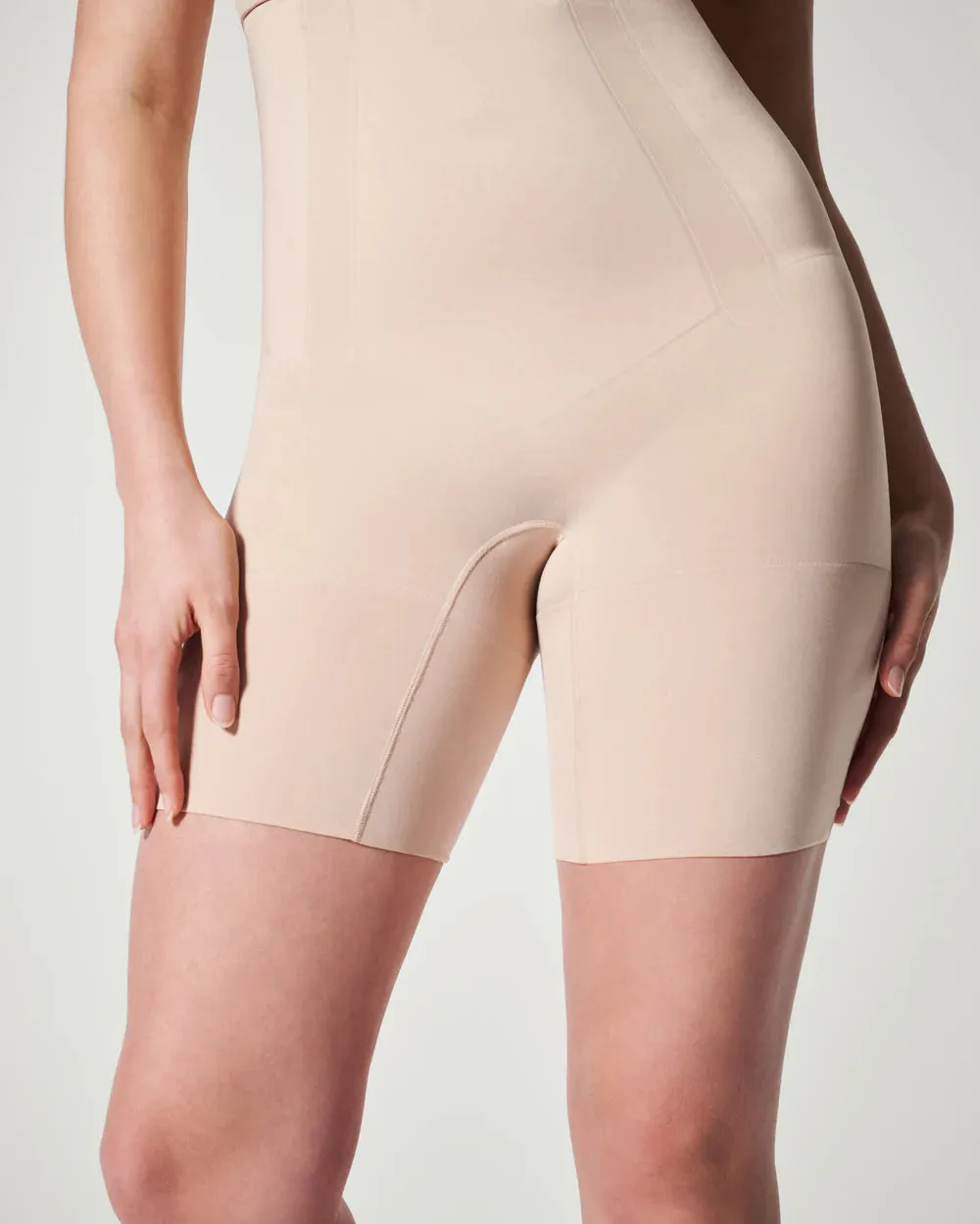 OnCore Sculpting High-Waisted Mid-Thigh Short