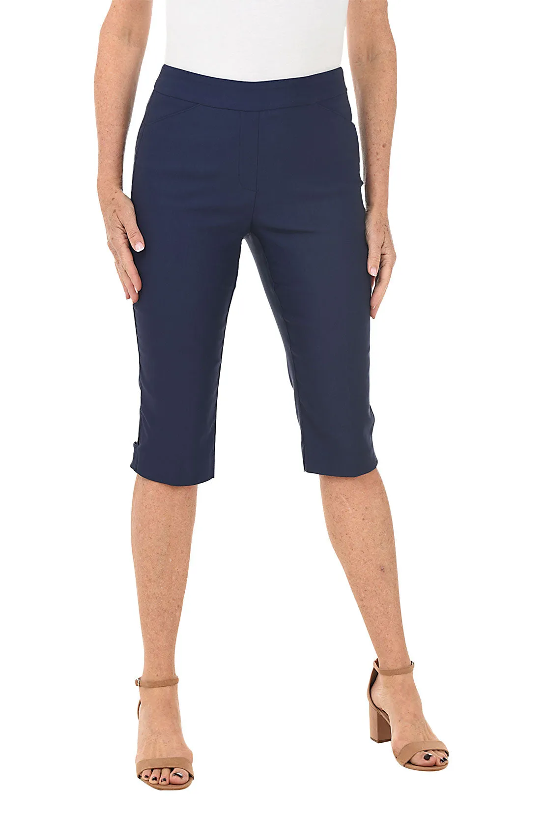 Petite Pull-On Button Tab Hem Clamdigger Pant